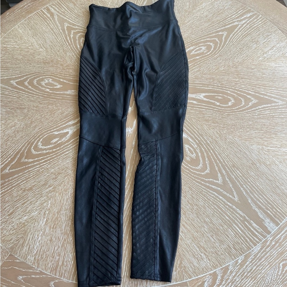 SPANX Faux Leather Moto Leggings, Size Small